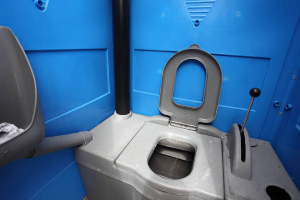 Best Portable restroom trailer rental  in Pelican Bay, TX